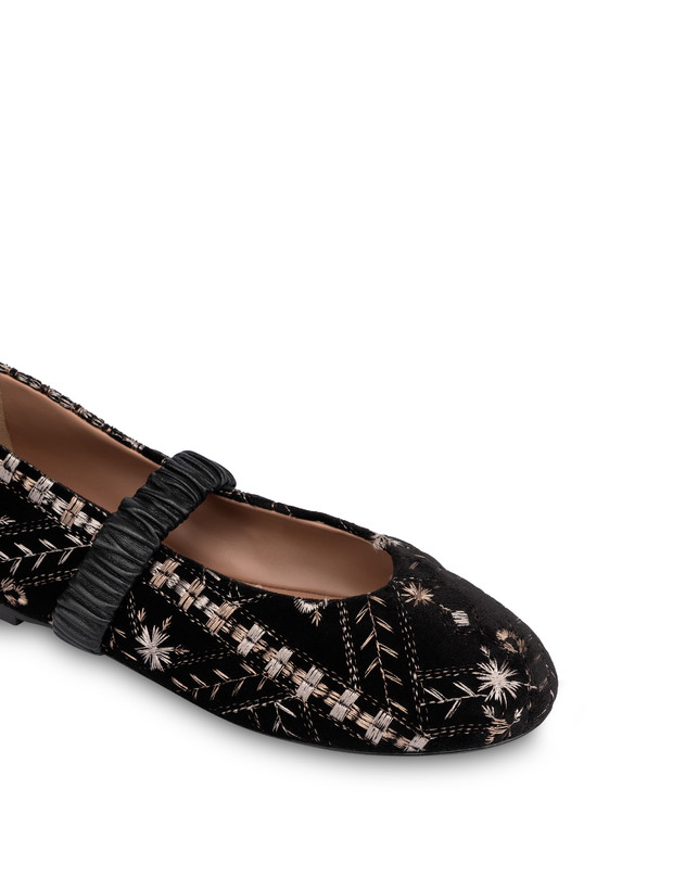 Ballerina Ballet in Velluto Photo 4