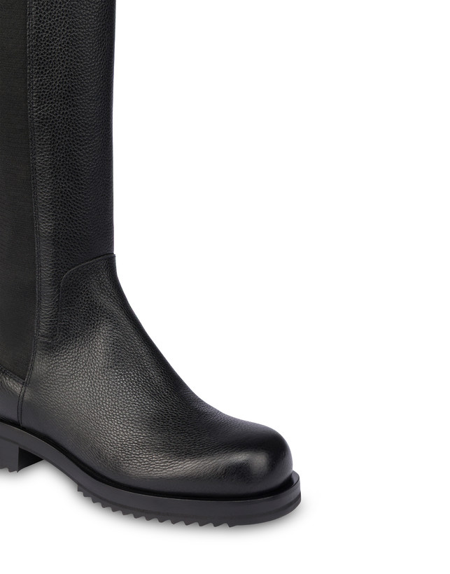 Beatles Vancouver in Vitello Granato Photo 4