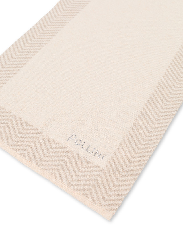 Sciarpa in misto lana con stampa chevron Photo 3