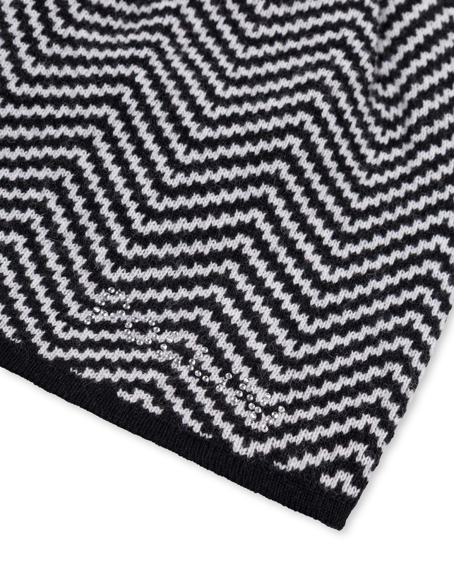 Weiche Mütze aus Wollmischung mit Chevron-Druck Photo 3