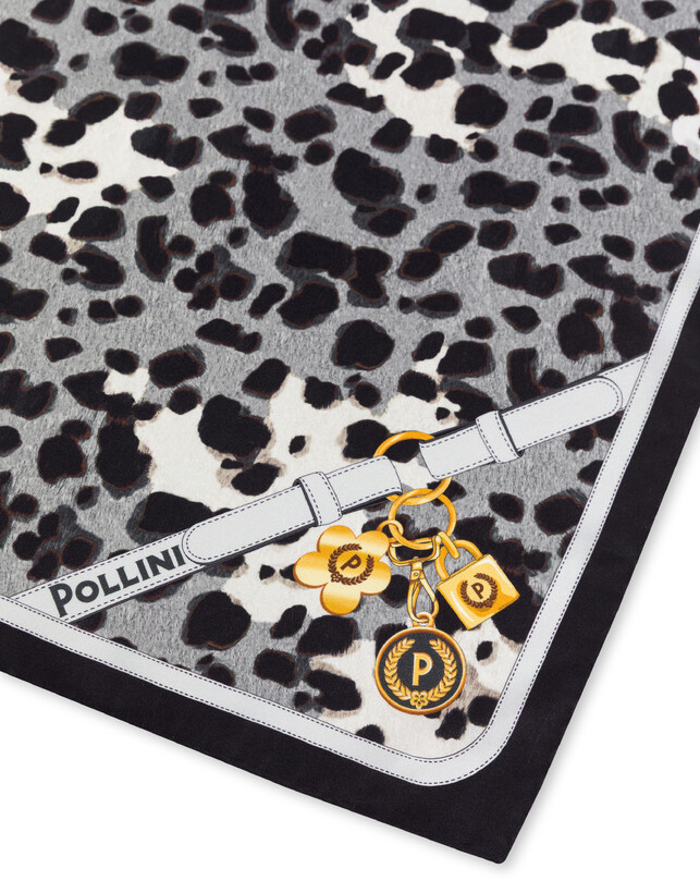 Foulard in seta con stampa maculata Photo 3