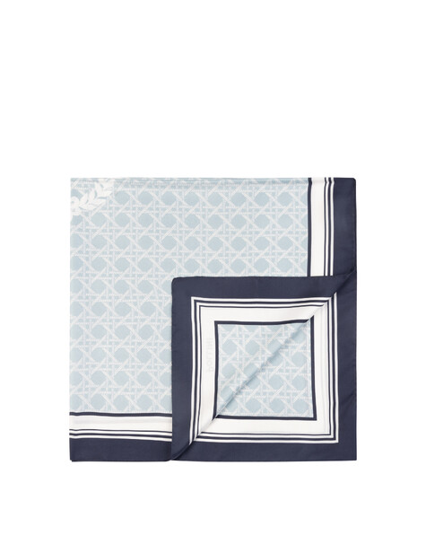 Foulard In Seta Con Stampa Geometrica E Logo Centrale Azzurro