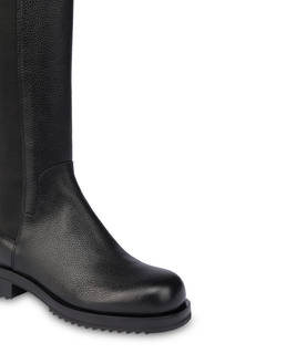 Beatles Vancouver in Vitello Granato Photo 4