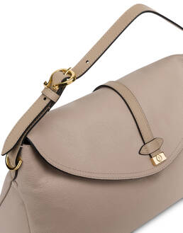 Shoulder Bag Mia in Vitello Photo 4